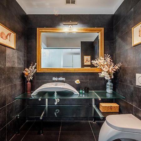 The Boutique Houses - Iconic Suite In Galleria Duomo With Private Parking Milán Exteriér fotografie