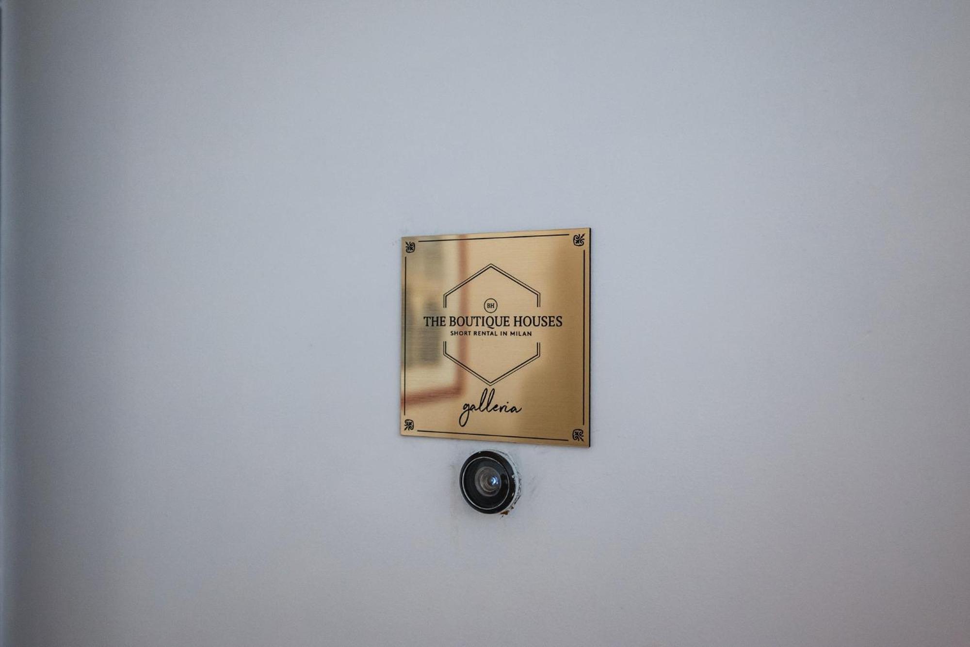 The Boutique Houses - Iconic Suite In Galleria Duomo With Private Parking Milán Exteriér fotografie
